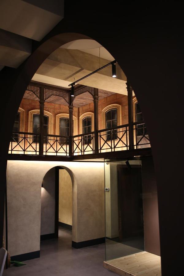 Kuma Hotel Gyumri Esterno foto