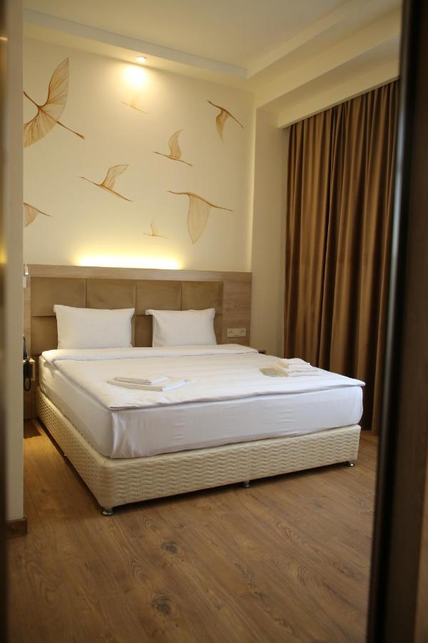 Kuma Hotel Gyumri Esterno foto