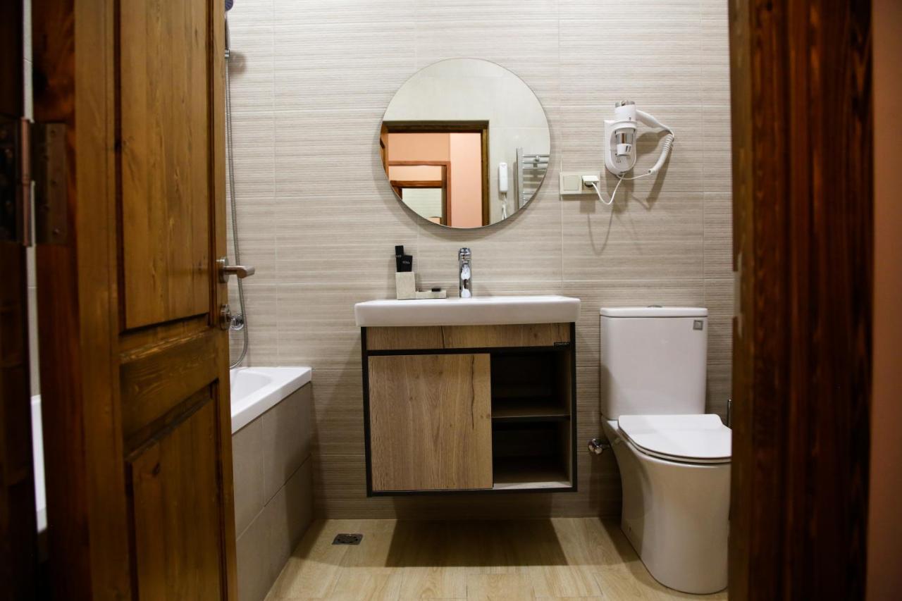 Kuma Hotel Gyumri Esterno foto